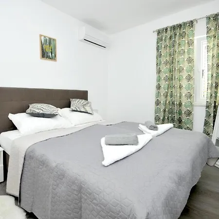 Carolina Apartment Trogir