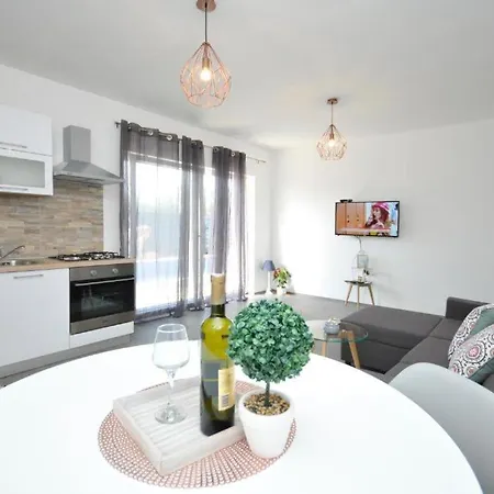 Apartment Carolina Trogir